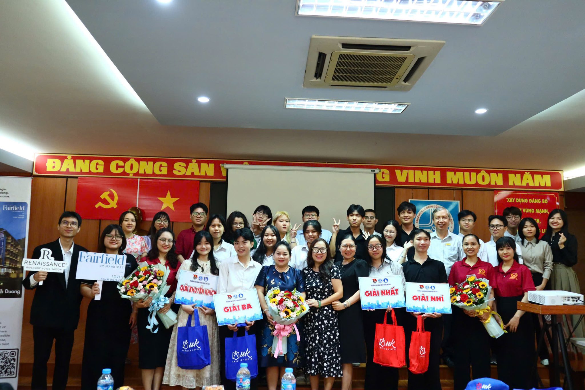 CHUNG KẾT CUỘC THI PHỎNG VẤN THỬ - TÌM VIỆC THẬT NĂM 2025 DIỄN RA THÀNH CÔNG TỐT ĐẸP